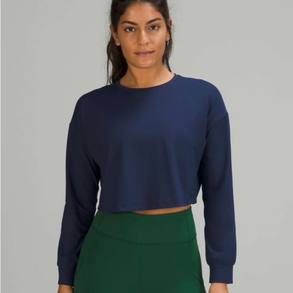 Lululemon Athletica Navy Long Sleeve Crop Top